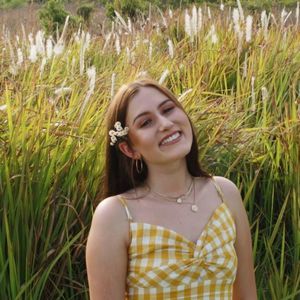 Meet your Posher, Caitlin